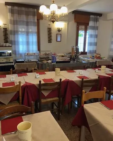 Hotel Saturno