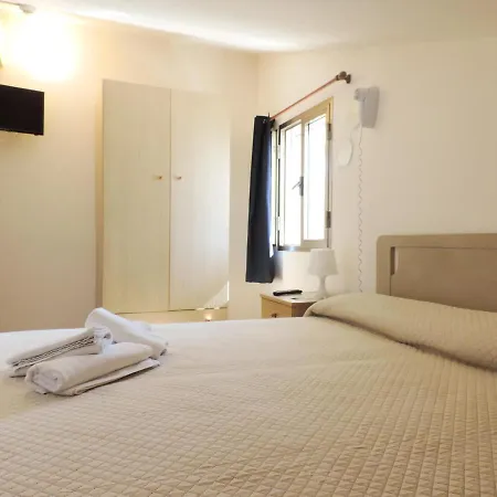 Saturno Hotel
