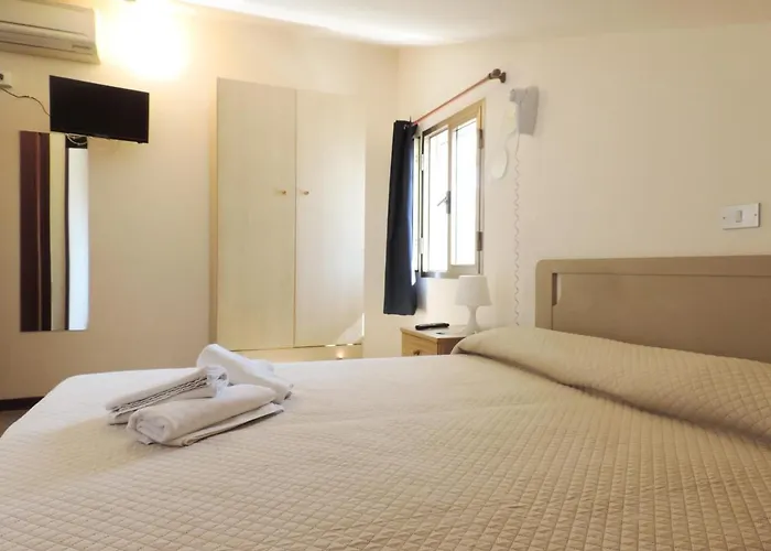 Saturno Hotel